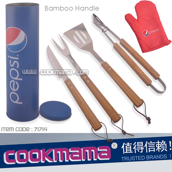 weber bbq tool set,5pcs bamboo handle bbq tool set with Tank packing
